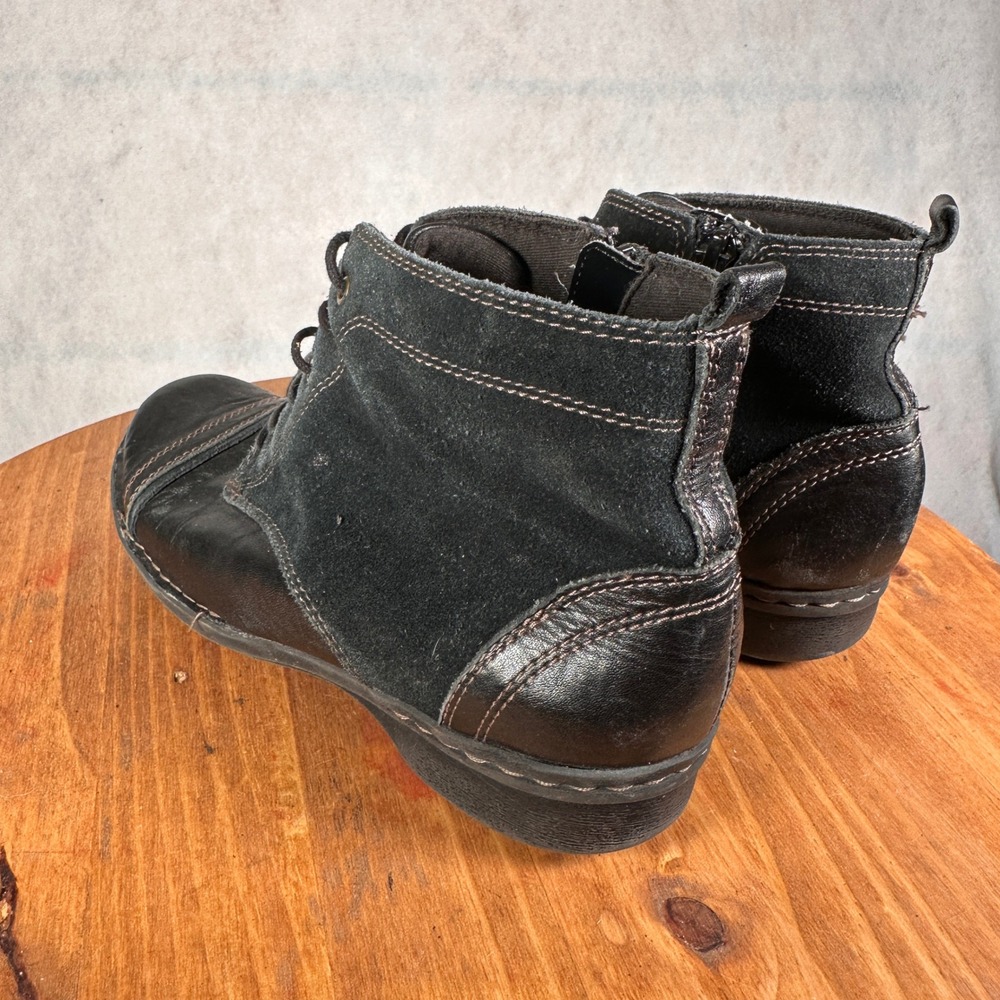 Clarks Lace Up Ankle Boots Womens 9 Black Good Leather Suede Cap Toe 26104713 - Picture 7 of 13